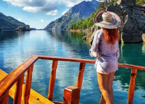 Green Canyon Boat Trip with Lunch and Soft Drinks