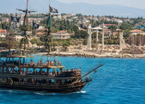 Ancient Side Pirate Boat with Lunch & Drinks